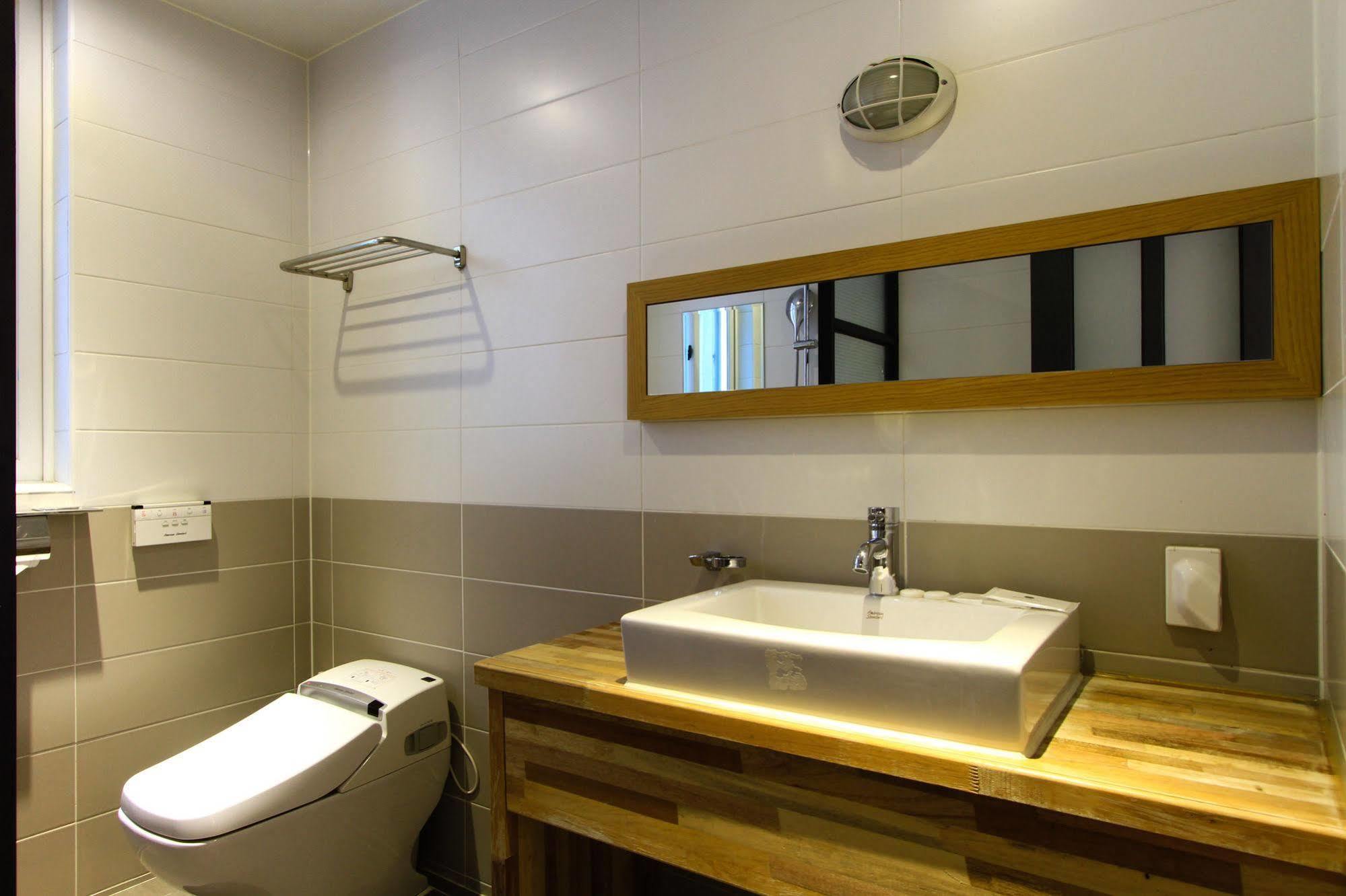 25 Hours Hotel 2 Pusan Zewnętrze zdjęcie